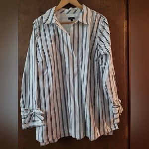 Talbot's Women's tunic shirt blue white stripe 2x